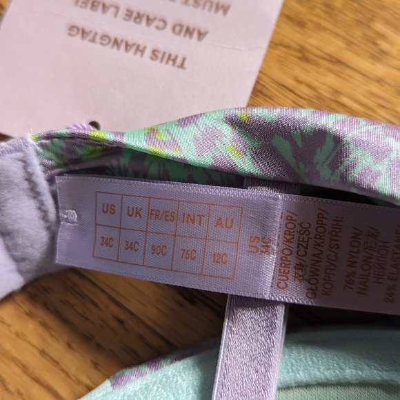 Savage X Fenty Bra - Picture 3 of 3